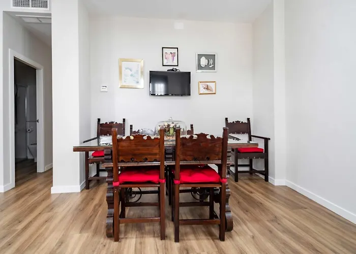2 Bedrooms 2 Bathrooms - Triana- *