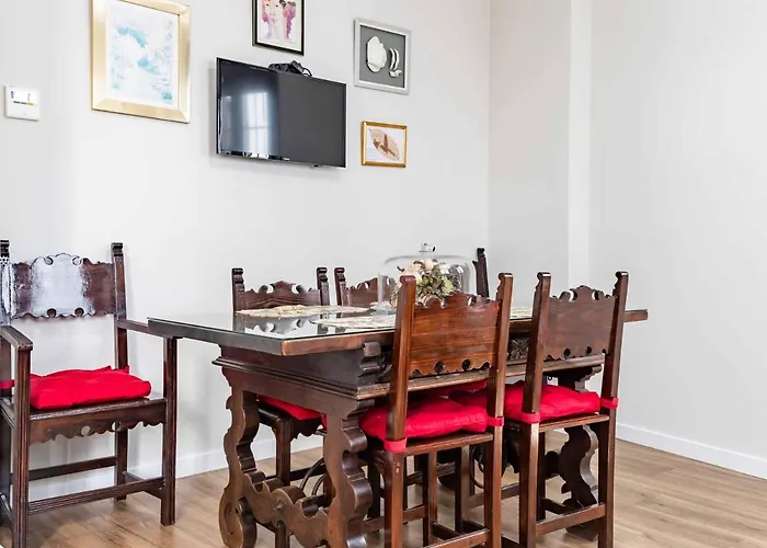 2 Bedrooms 2 Bathrooms - Triana- Appartamento *